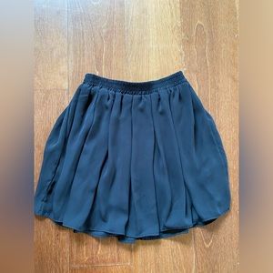 Brandy Melville John gault elastic waist black skirt one size